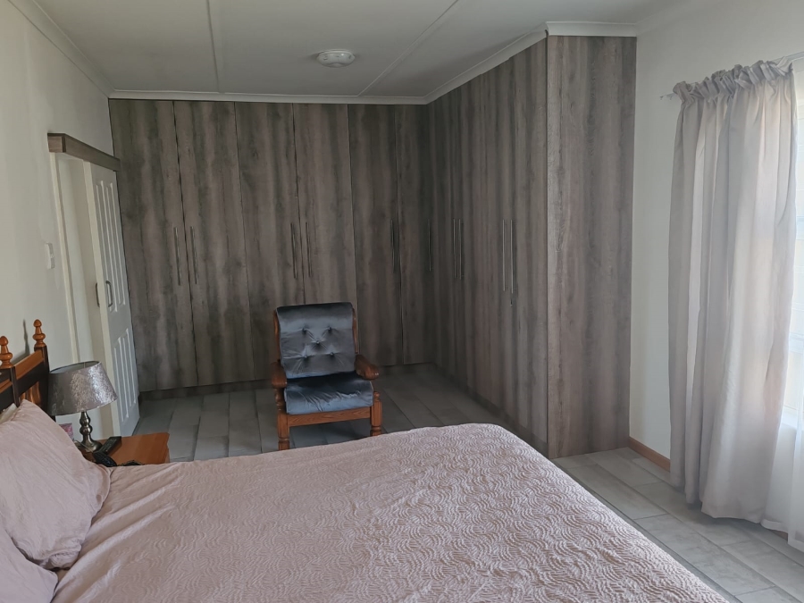 3 Bedroom Property for Sale in Windsor Park Eastern Cape